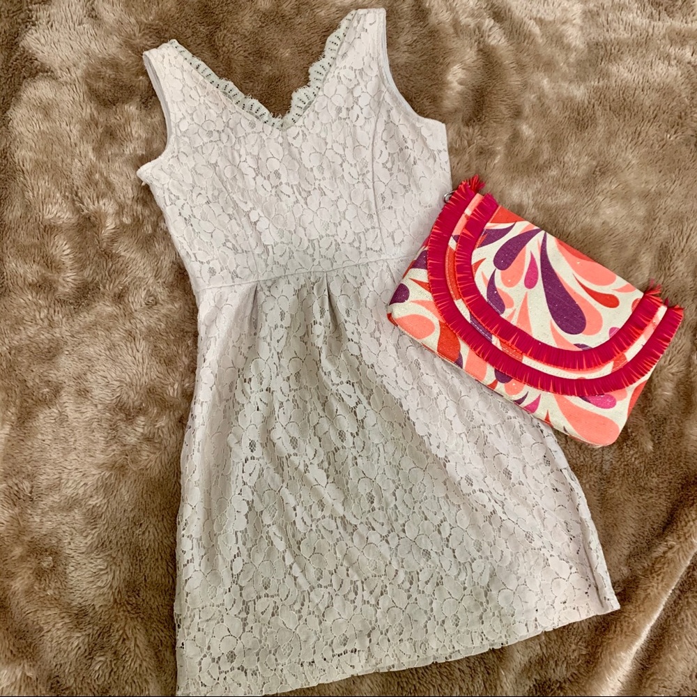 Cream lace dress K